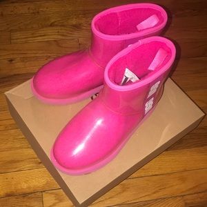 Womens’ Classic Clear Mini Hot Pink Uggs
